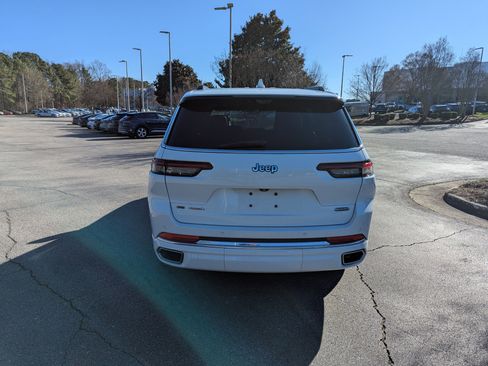 Certified 2022 Jeep Grand Cherokee L Overland w/ Advanced Protech Group III image 5