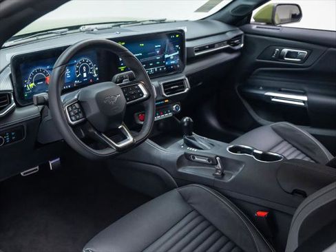 New 2026 Ford Mustang GT Premium w/ GT Performance Package RWD image 18