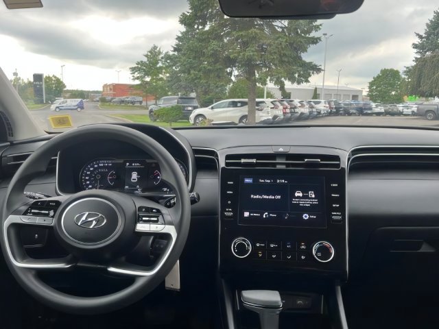 Used 2024 Hyundai Tucson SE AWD/4WD image 23