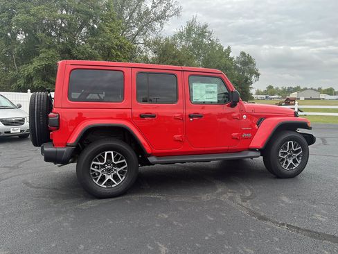New 2024 Jeep Wrangler Unlimited Sahara image 11
