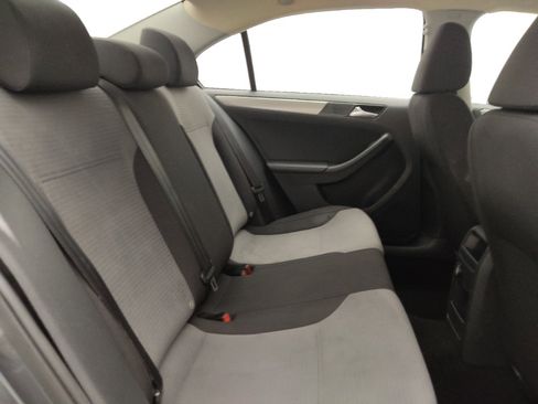 Used 2018 Volkswagen Jetta S image 19