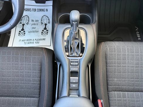 Certified 2025 Honda HR-V Sport image 27