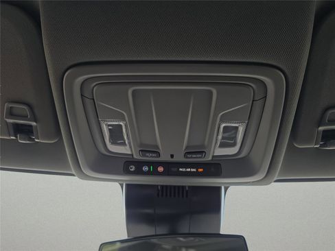 New 2026 GMC Sierra 1500 Elevation AWD/4WD image 14