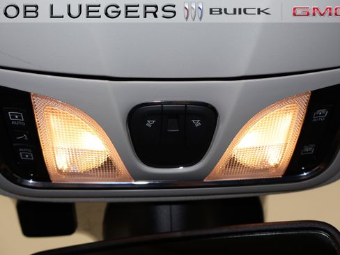 Used 2022 Jeep Cherokee Trailhawk w/ Sun, Sound & Nav Group image 31