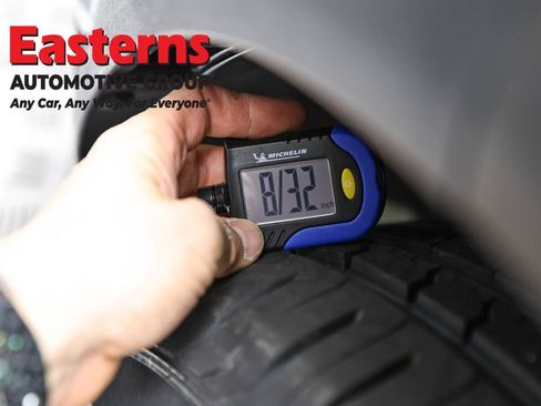 Used 2023 Hyundai Santa Fe Limited image 30