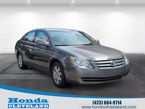 Used 2006 Toyota Avalon XL FWD image 1
