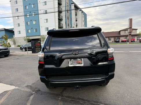 Used 2024 Toyota 4Runner TRD Off-Road Premium w/ Moonroof Package AWD/4WD image 6