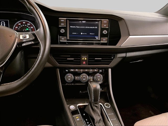 Used 2021 Volkswagen Jetta R-Line FWD image 7