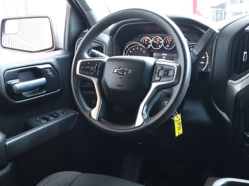 Used 2021 Chevrolet Silverado 1500 Custom Trail Boss w/ Safety Confidence Package AWD/4WD image 30