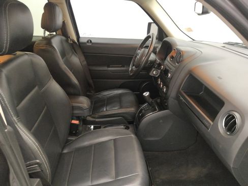 Used 2017 Jeep Patriot High Altitude image 21