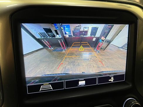 Used 2020 Chevrolet Silverado 1500 LT w/ All-Star Edition image 27