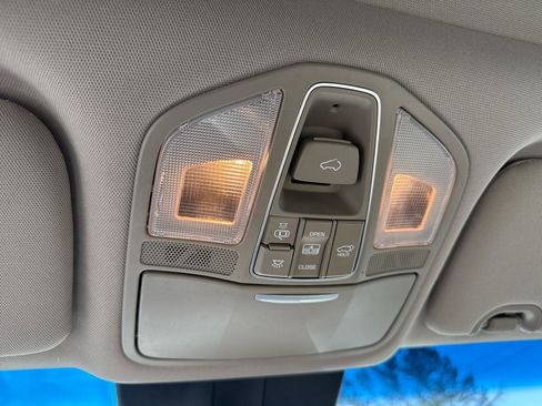 Used 2018 Hyundai Santa Fe Limited w/ Cargo Package image 14