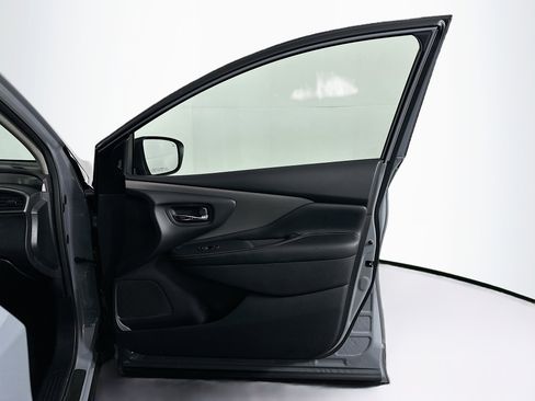 Used 2023 Nissan Murano SL image 32