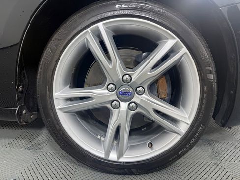 Used 2016 Volvo V60 T5 Premier image 14