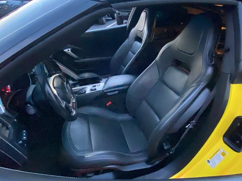 Used 2017 Chevrolet Corvette Z06 w/ Z07 Performance Package image 18