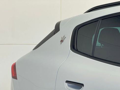 Used 2024 Maserati Grecale Trofeo image 41