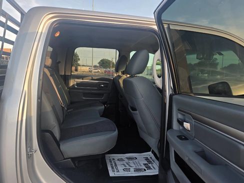 Used 2015 RAM 3500 Lone Star image 20