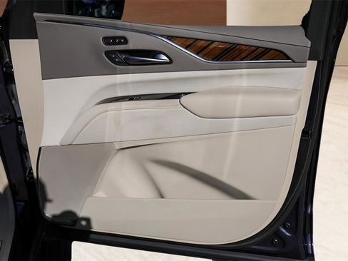 Used 2023 Cadillac Escalade Sport Platinum image 30