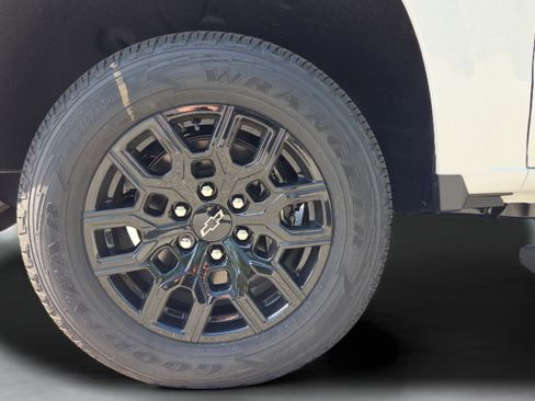 New 2026 Chevrolet Colorado W/T AWD/4WD image 9
