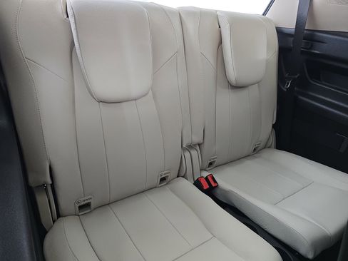 New 2026 Mercedes-Benz GLB 250 image 12