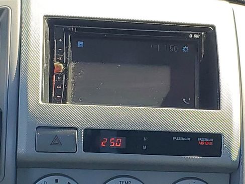 Used 2011 Toyota Tacoma PreRunner image 27