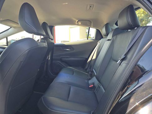 Used 2025 Toyota Prius XLE FWD image 18