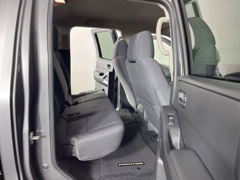 Used 2024 Nissan Frontier S w/ Technology Package image 42