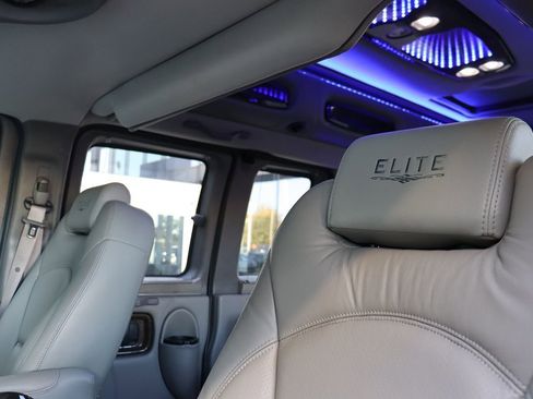 Used 2014 GMC Savana 1500 image 22