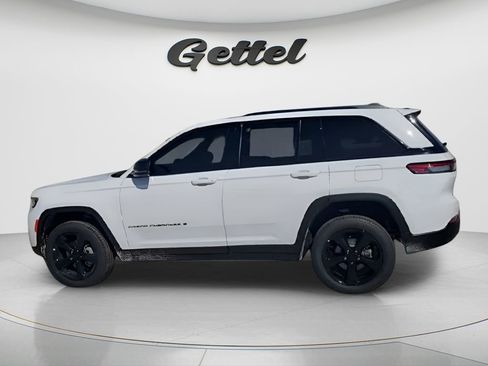 New 2025 Jeep Grand Cherokee Limited w/ Black Appearance Package AWD/4WD image 5