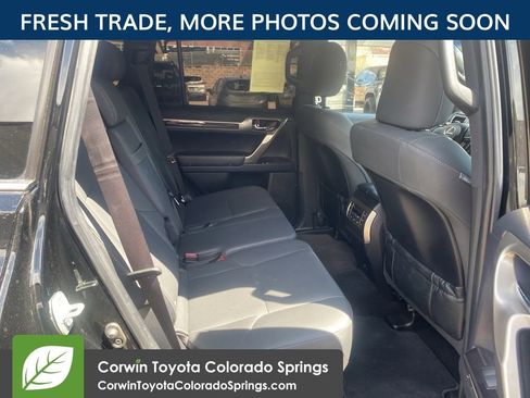 Used 2021 Lexus GX 460 Premium w/ Premium Package AWD/4WD image 11