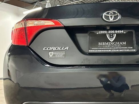 Used 2019 Toyota Corolla LE FWD image 16