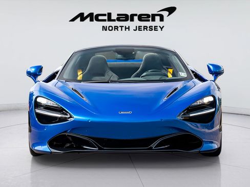 Used 2022 McLaren 720S Spider RWD image 3