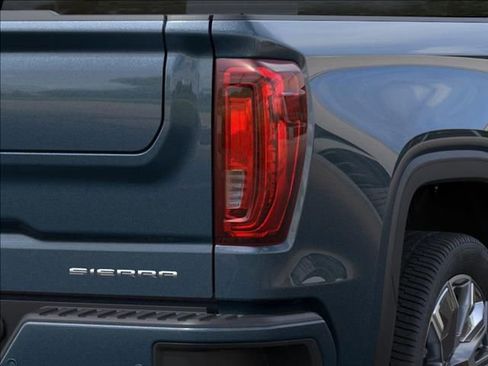 New 2026 GMC Sierra 1500 Denali w/ Denali Reserve Package AWD/4WD image 11