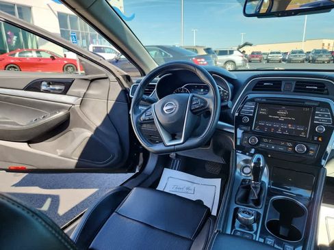 Used 2023 Nissan Maxima SV w/ Floor Mat Group image 18