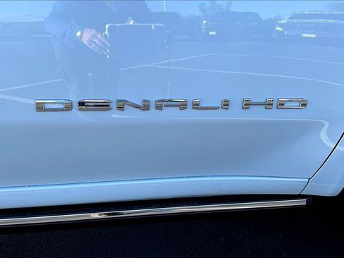 New 2026 GMC Sierra 2500 Denali Ultimate image 8