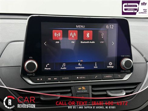 Used 2023 Nissan Altima 2.5 SR FWD image 15