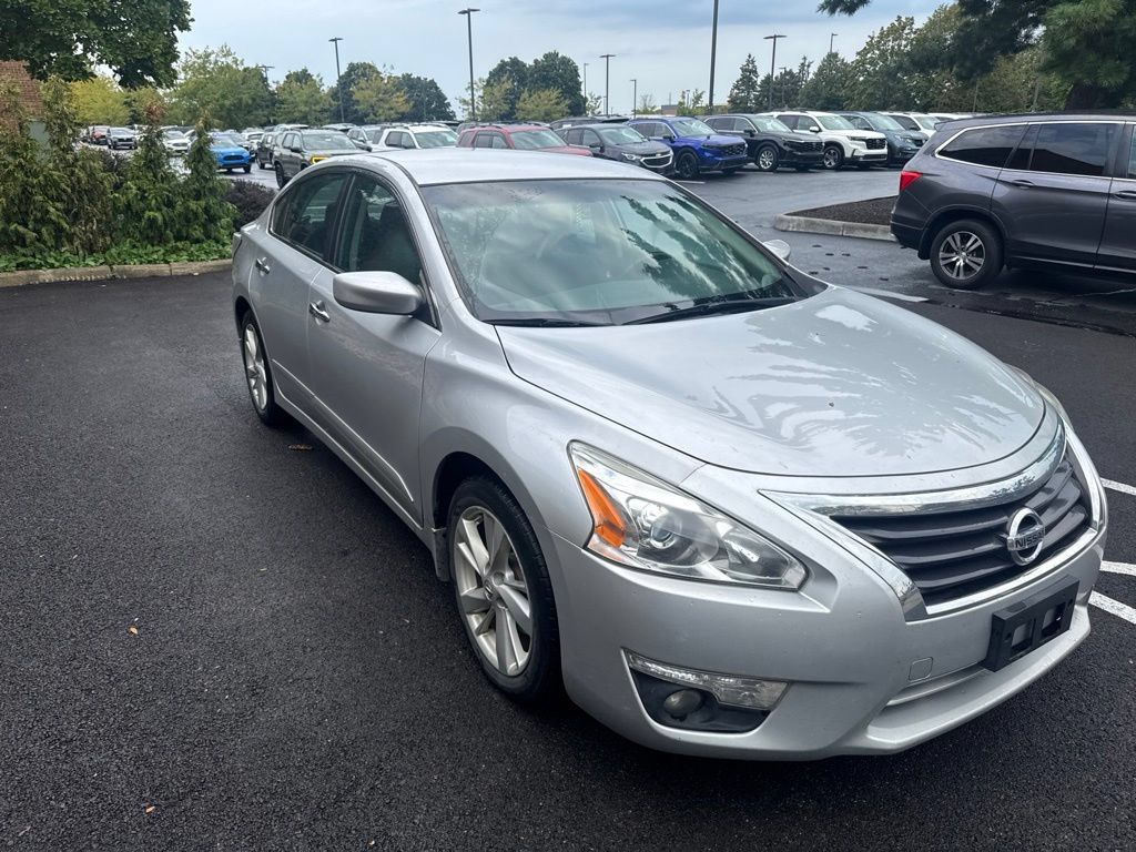 Used 2015 Nissan Altima 2.5 SV FWD image 4