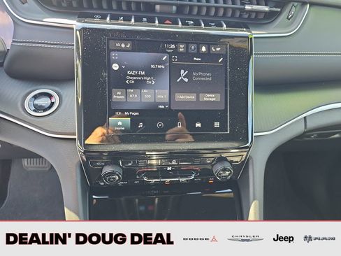 Used 2024 Jeep Grand Cherokee Laredo w/ Luxury Tech Group I image 19