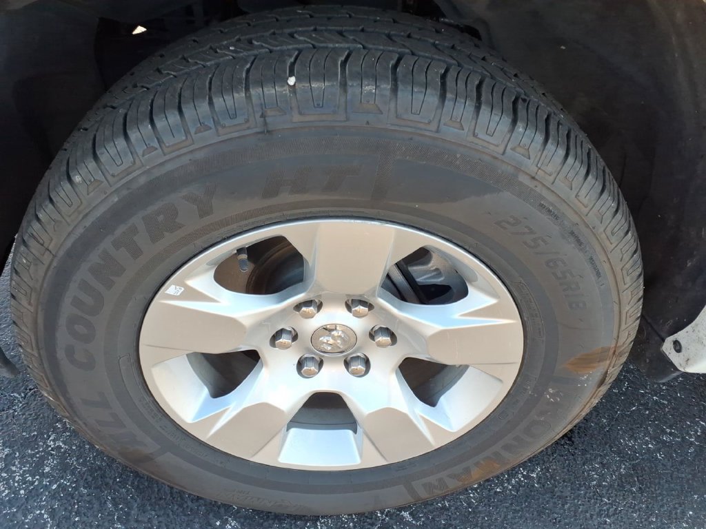Used 2025 RAM 1500 Big Horn AWD/4WD image 5