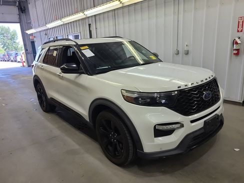 Used 2021 Ford Explorer ST w/ Equipment Group 401A AWD/4WD image 3