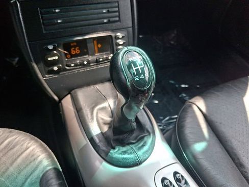 Used 2001 Porsche Boxster RWD image 13