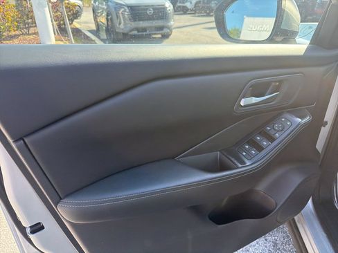 Certified 2024 Nissan Rogue SV AWD/4WD image 33