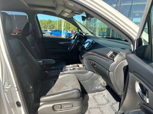 Used 2023 Honda Ridgeline RTL-E image 19