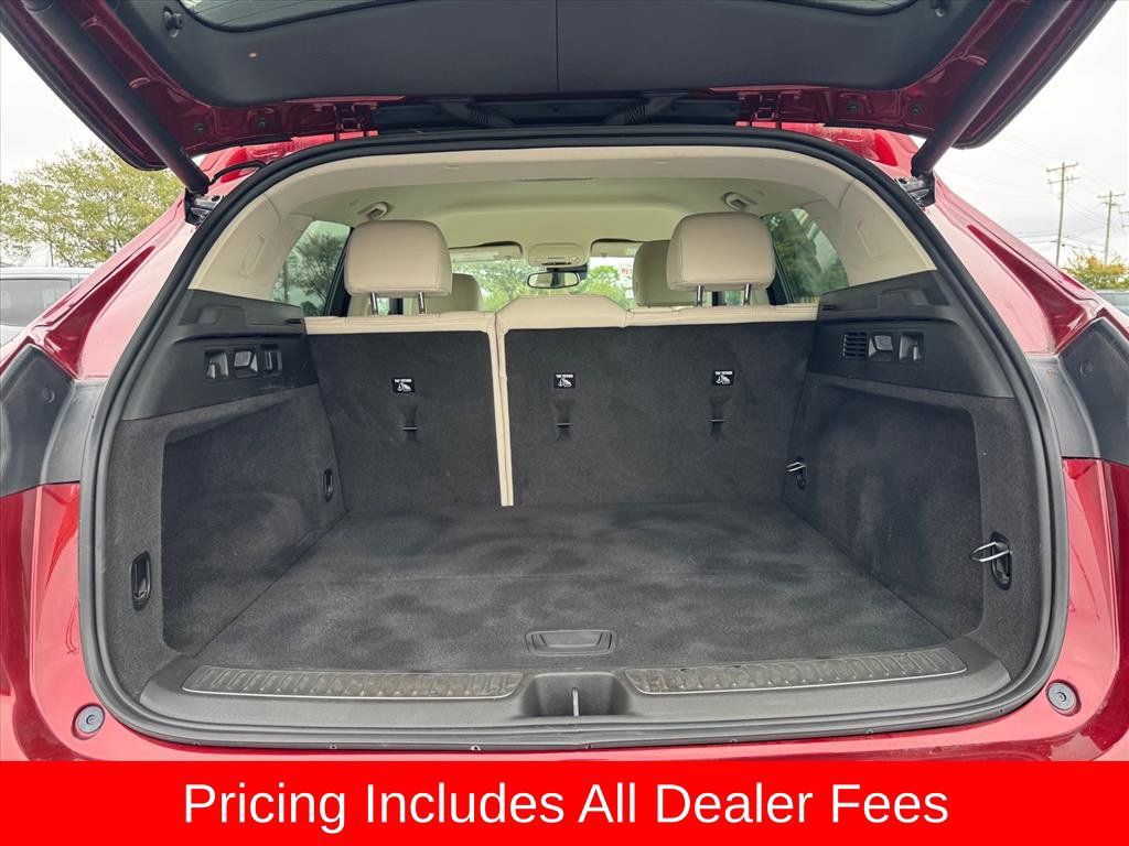 Used 2021 Buick Envision Essence w/ Technology Package I AWD/4WD image 9