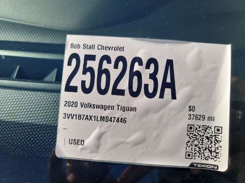 Used 2020 Volkswagen Tiguan S image 31