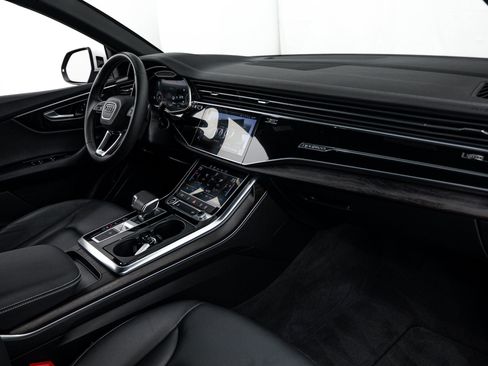 Certified 2023 Audi Q8 Premium w/ Convenience Package AWD/4WD image 8