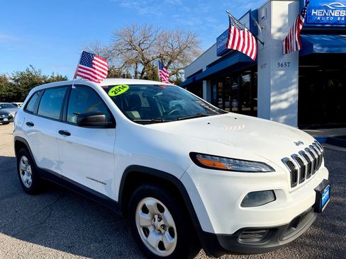 Used 2014 Jeep Cherokee Sport image 1