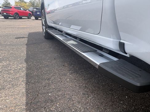 New 2026 GMC Sierra 1500 SLT w/ SLT Premium Plus Package AWD/4WD image 15