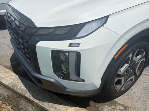 Used 2023 Hyundai Palisade Limited AWD/4WD image 13