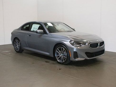 New 2025 BMW 230i xDrive Coupe w/ Convenience Package image 1
